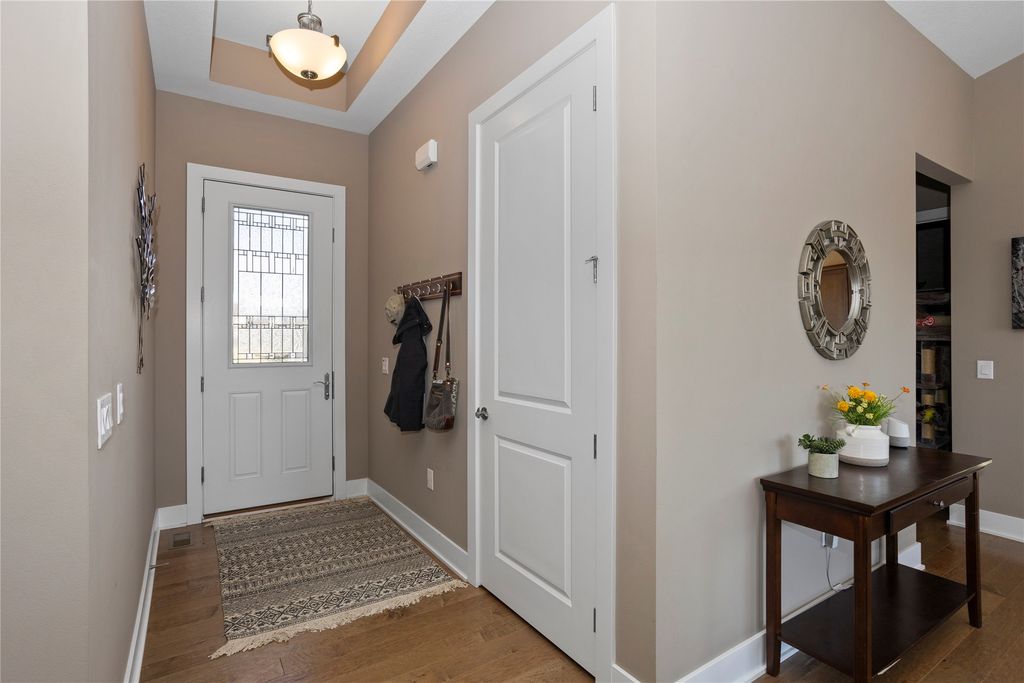 6106 Aspen Drive, West Des Moines, IA 50266
