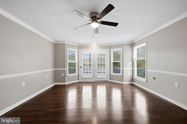 65 LIVE OAK CT, Martinsburg, WV 25405