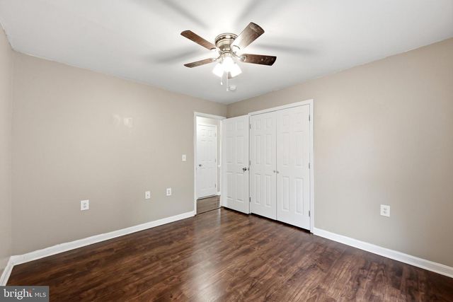 65 LIVE OAK CT, Martinsburg, WV 25405