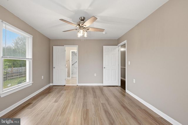 65 LIVE OAK CT, Martinsburg, WV 25405