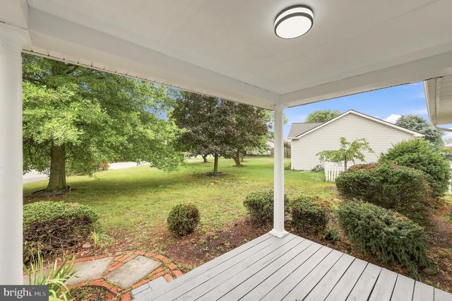 65 LIVE OAK CT, Martinsburg, WV 25405