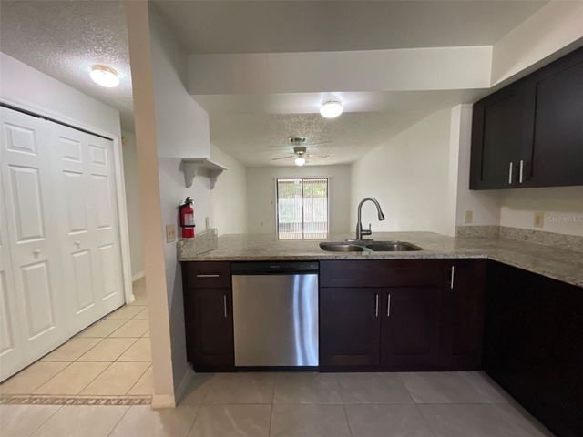 809 GLASTONBURY DRIVE, Kissimmee, FL 34758