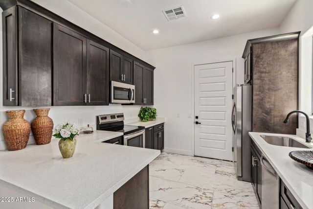 846 N Pueblo Drive 136, Casa Grande, AZ 85122