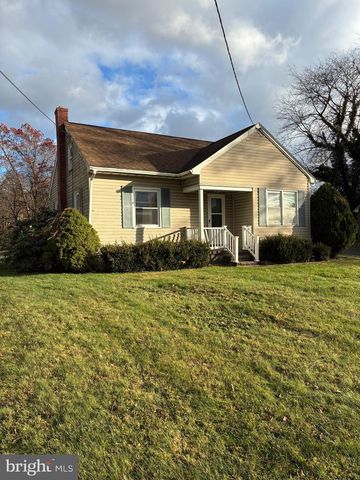 4430 NEW HOLLAND RD, Mohnton, PA 19540