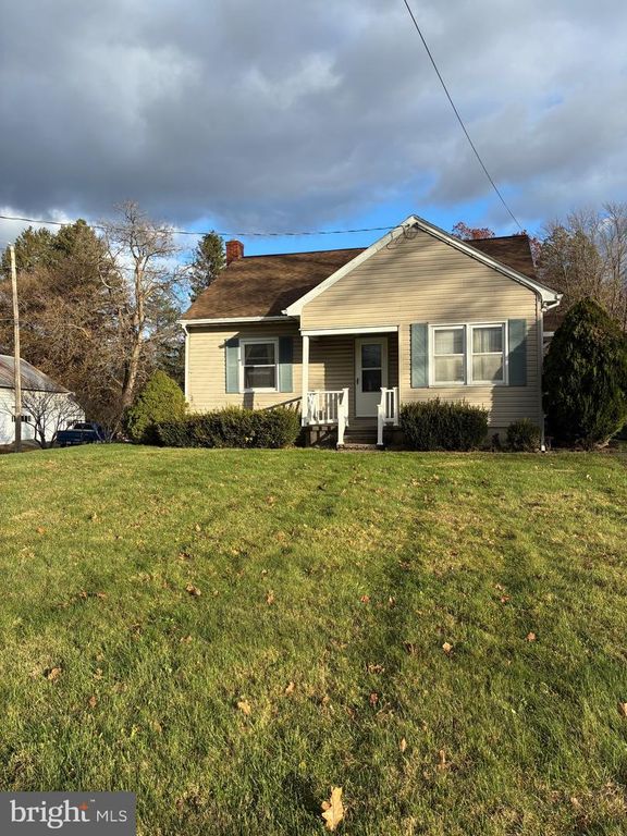 4430 NEW HOLLAND RD, Mohnton, PA 19540