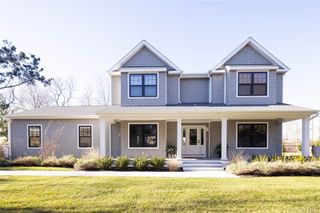 242 Maple Lane, Greenport, NY 11944