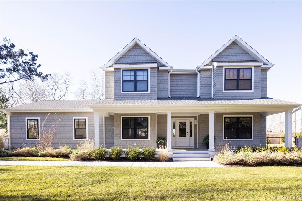 242 Maple Lane, Greenport, NY 11944