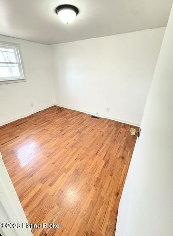 1376 Kings Church Rd, Taylorsville, KY 40071