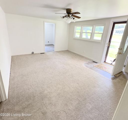 1376 Kings Church Rd, Taylorsville, KY 40071