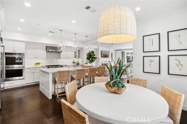 126 Ruby Avenue, Newport Beach, CA 92662