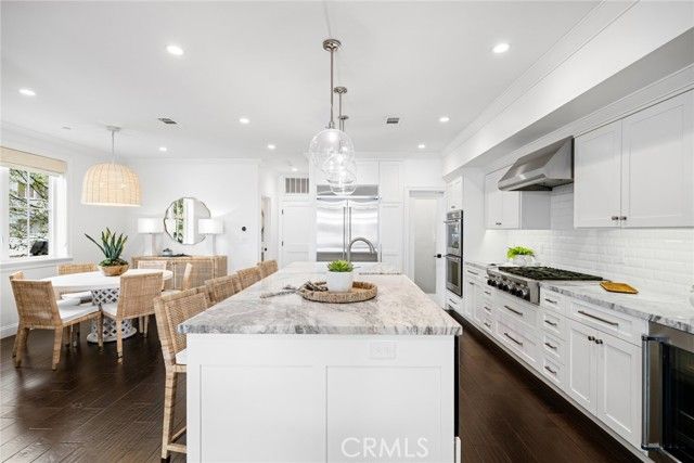 126 Ruby Avenue, Newport Beach, CA 92662