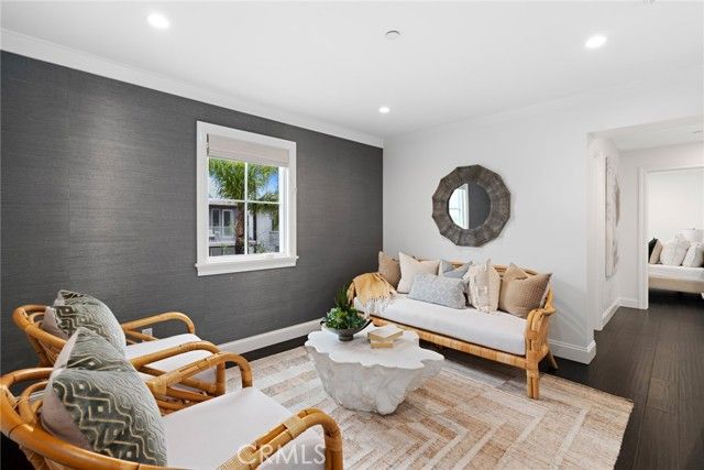 126 Ruby Avenue, Newport Beach, CA 92662