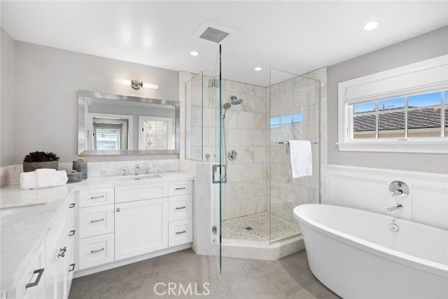 126 Ruby Avenue, Newport Beach, CA 92662