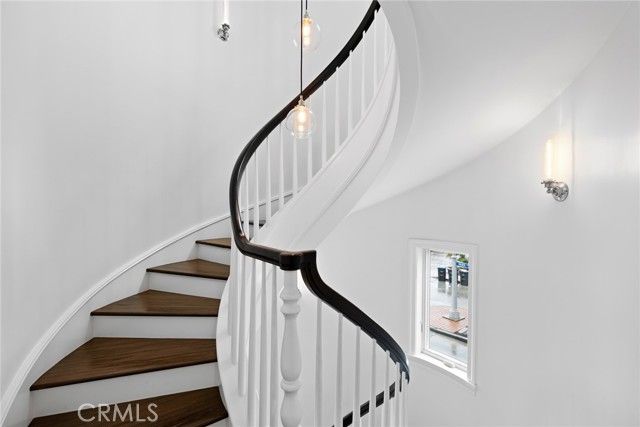 126 Ruby Avenue, Newport Beach, CA 92662