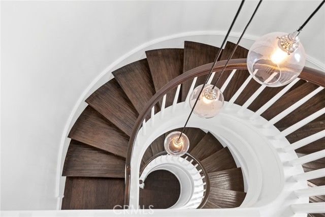 126 Ruby Avenue, Newport Beach, CA 92662