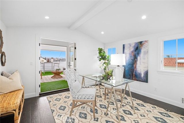 126 Ruby Avenue, Newport Beach, CA 92662