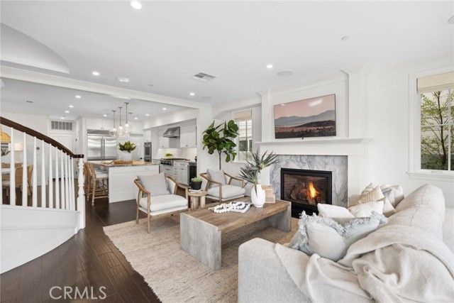 126 Ruby Avenue, Newport Beach, CA 92662