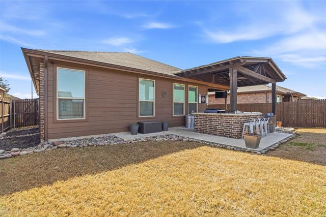 729 Key Deer Drive, Fort Worth, TX 76028