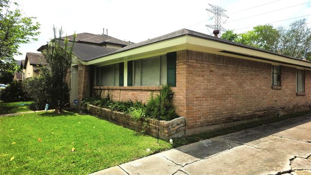 9130 Bassoon Drive, Houston, TX 77025