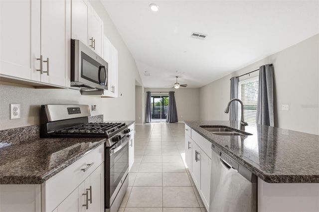 5161 WHITE CHICORY DRIVE, Apollo Beach, FL 33572