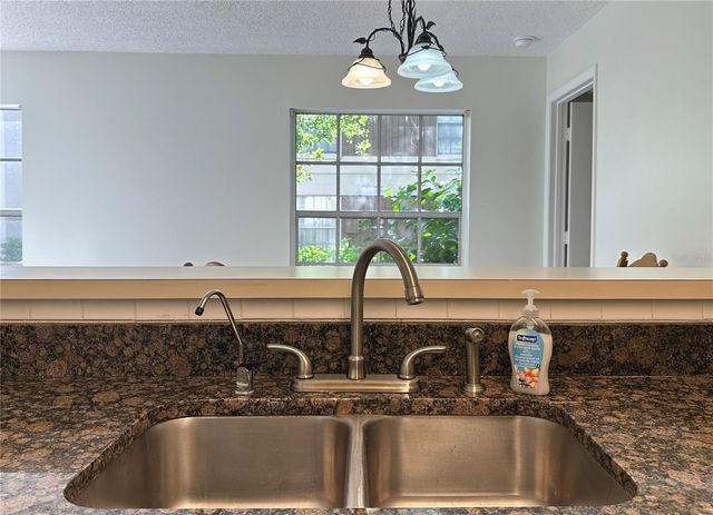 3004 BONAVENTURE CIRCLE 102, Palm Harbor, FL 34684