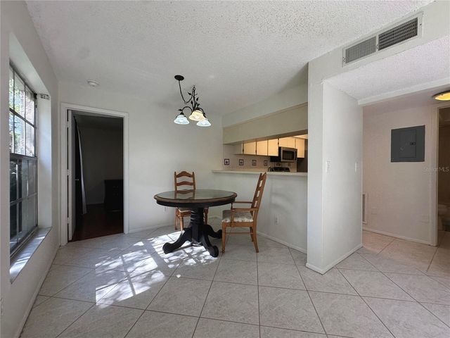 3004 BONAVENTURE CIRCLE 102, Palm Harbor, FL 34684