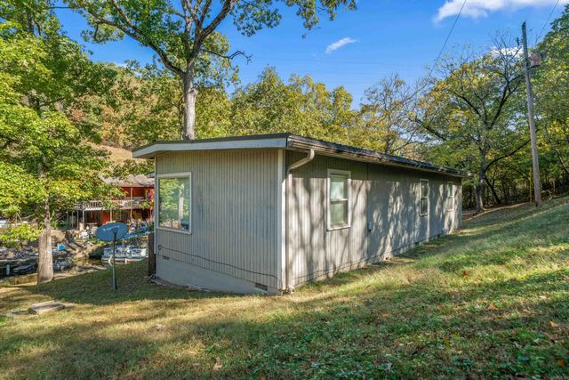 439 Catherine Cove Road, Malvern, AR 72104