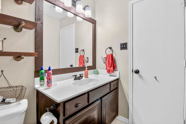7926 Rattlers Court, Arlington, TX 76002