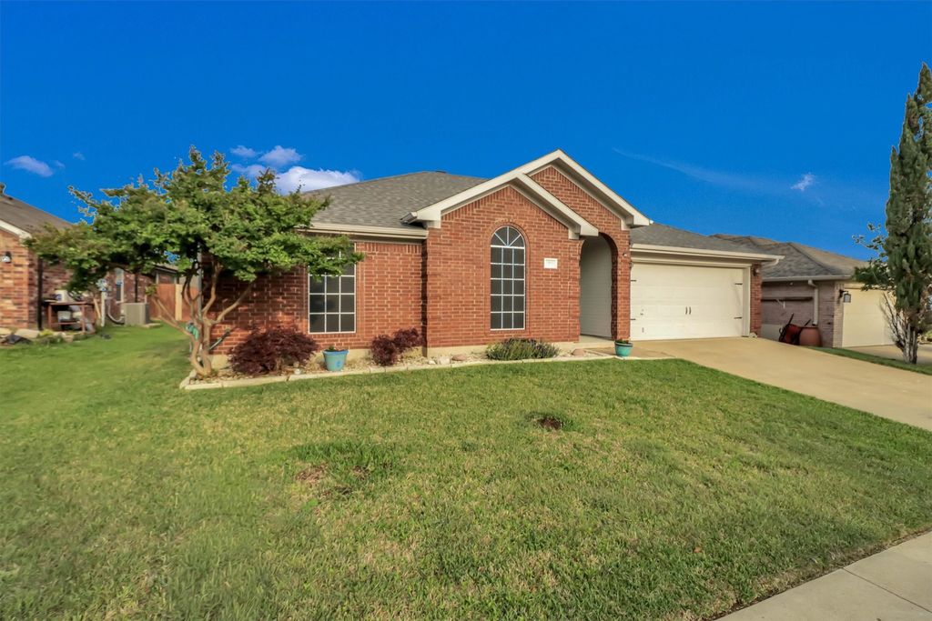 7926 Rattlers Court, Arlington, TX 76002