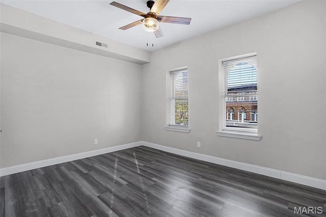 2519 S 9th Street, St Louis, MO 63104