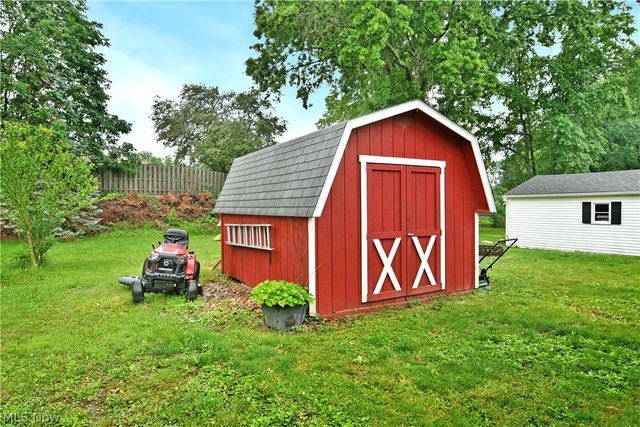 1833 Cleveland Street, Salem, OH 44460