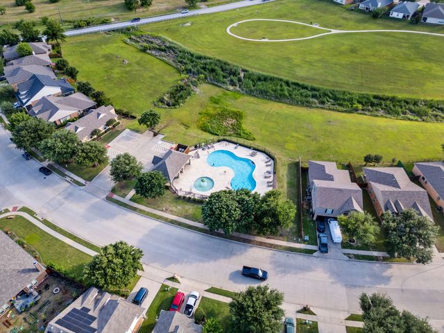 11312 Gold Canyon Drive, Fort Worth, TX 76052