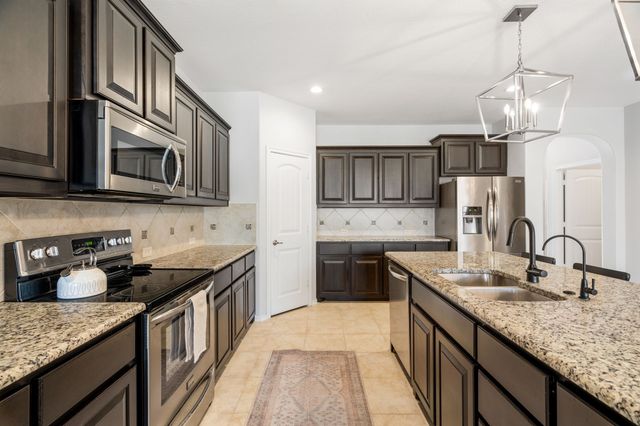 11312 Gold Canyon Drive, Fort Worth, TX 76052