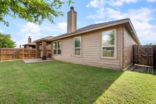 11312 Gold Canyon Drive, Fort Worth, TX 76052