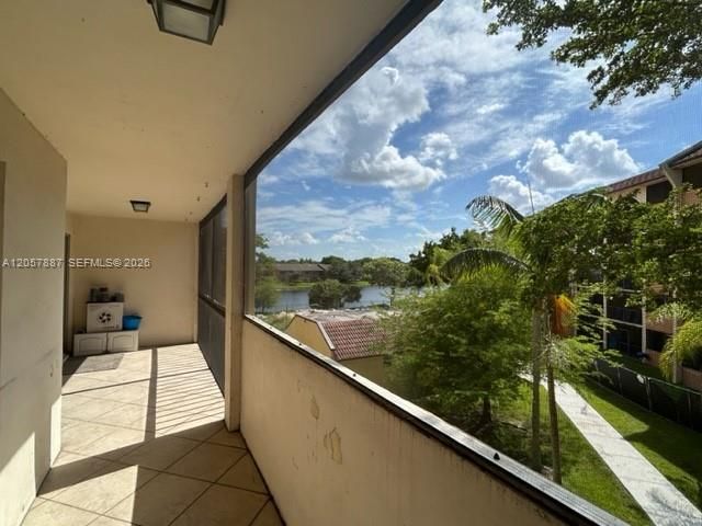 3905 N Nob Hill Rd 312, Sunrise, FL 33351