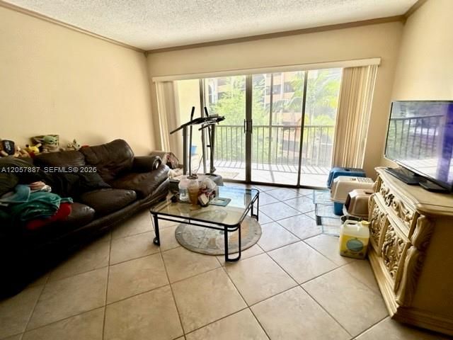 3905 N Nob Hill Rd 312, Sunrise, FL 33351