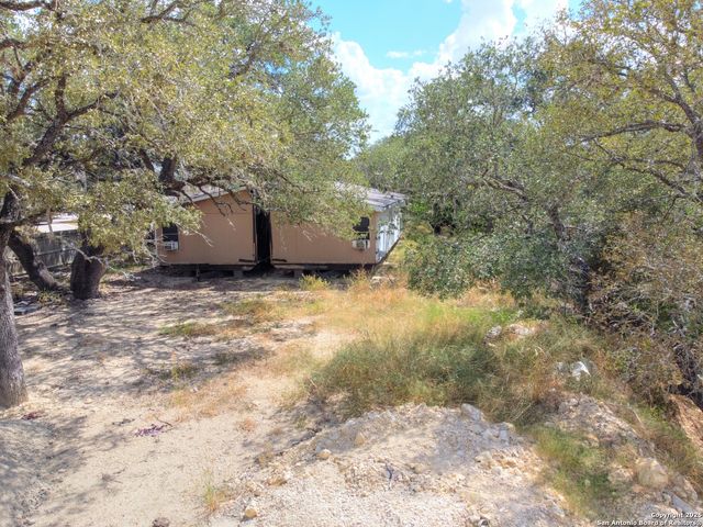 1803 Tiptop St, San Antonio, TX 78253