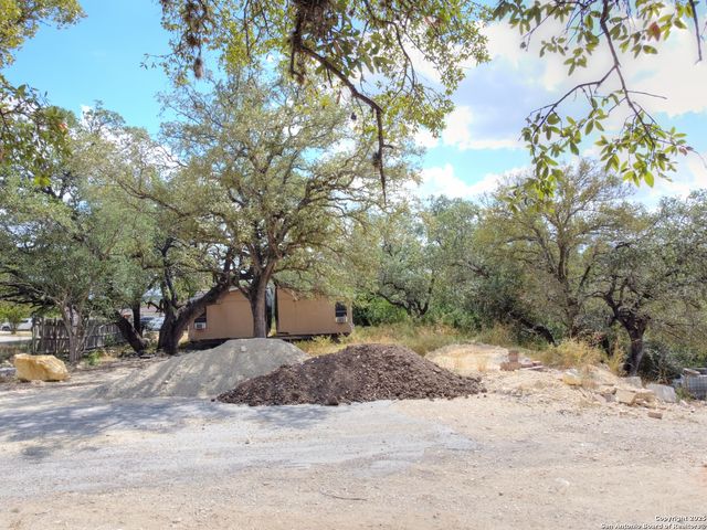 1803 Tiptop St, San Antonio, TX 78253