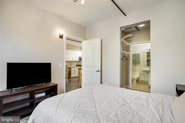 2125 14TH ST NW #322, Washington, DC 20009