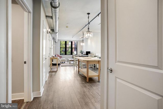 2125 14TH ST NW #322, Washington, DC 20009