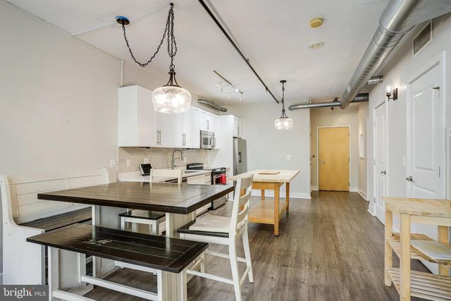 2125 14TH ST NW #322, Washington, DC 20009