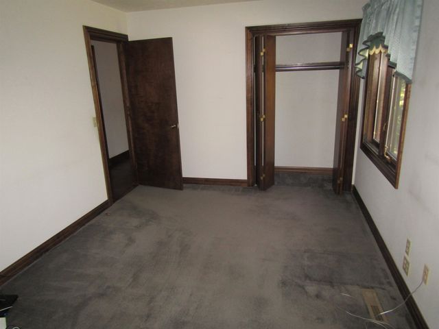 160 S Estates Dr., Salina, KS 67401