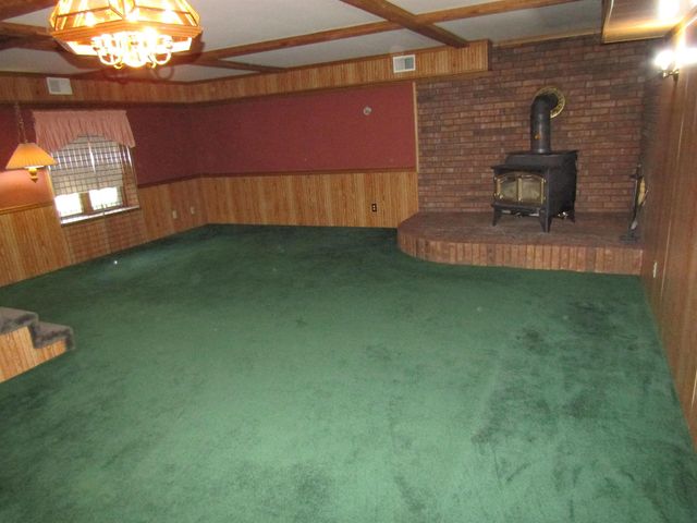 160 S Estates Dr., Salina, KS 67401