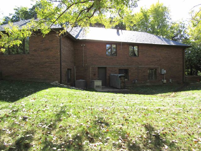 160 S Estates Dr., Salina, KS 67401