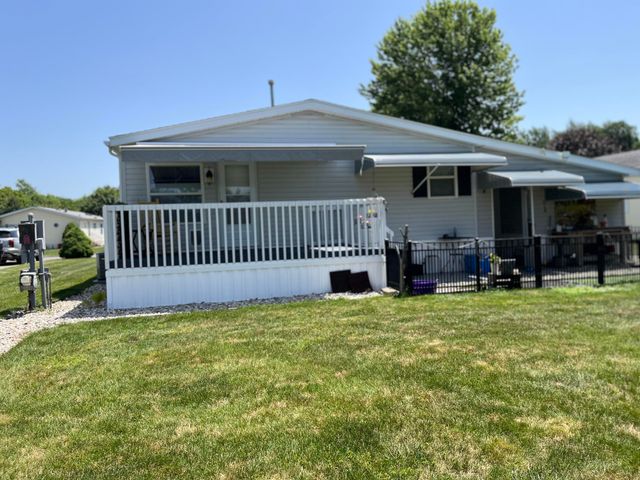 7286 Oak Brook Circle, Portage City, MI 49002
