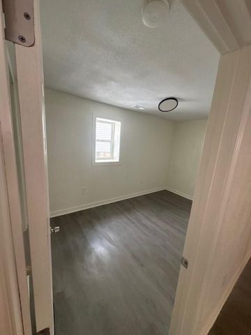 3337 Cypress Avenue, Kansas City, MO 64128