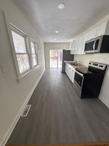 3337 Cypress Avenue, Kansas City, MO 64128