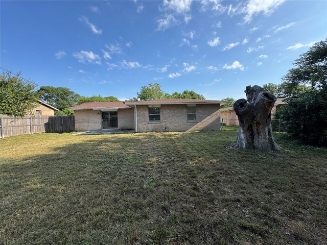 819 Wateka Way, Richardson, TX 75080
