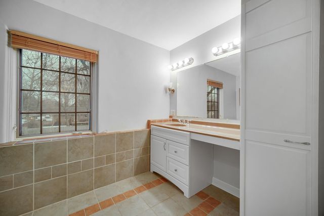 8339 Northcote Avenue, Munster, IN 46321