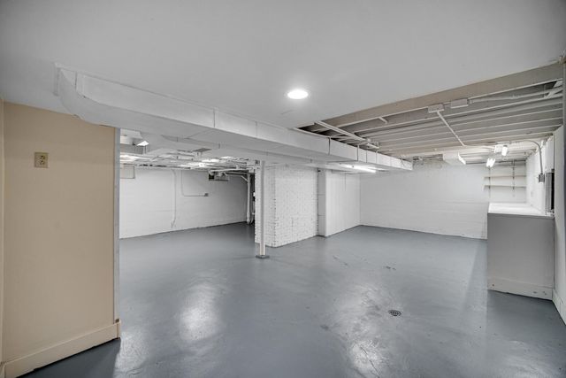 8339 Northcote Avenue, Munster, IN 46321